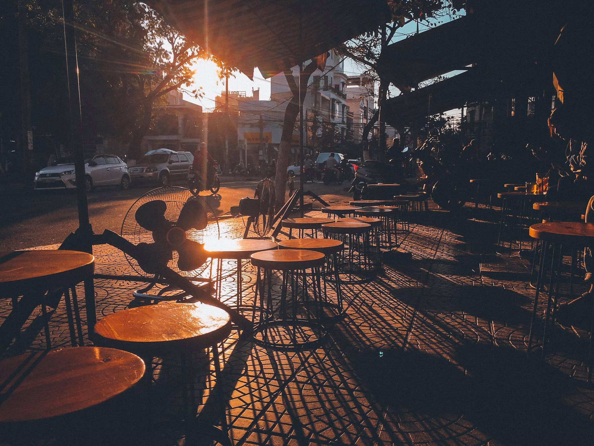 nội thất quán cafe giá rẻ